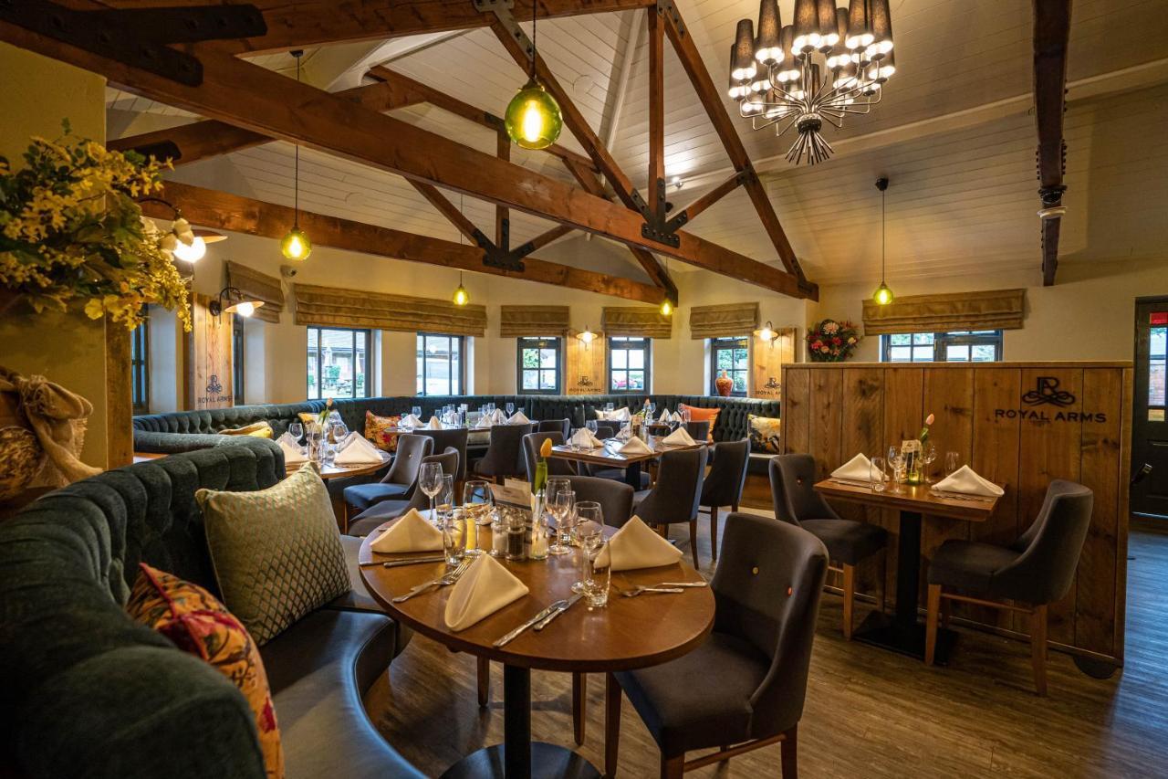 The Royal Arms Hotel Sutton Cheney Exteriér fotografie