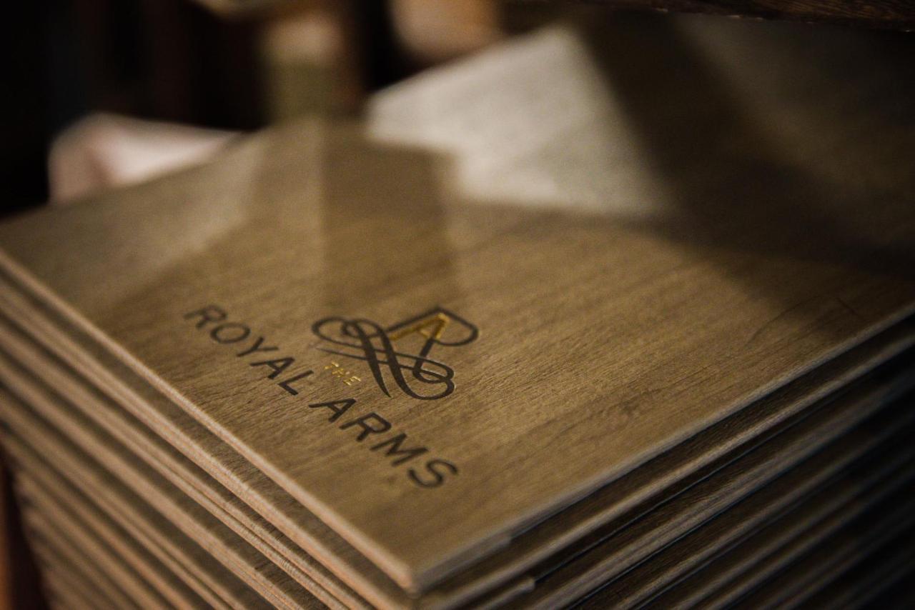The Royal Arms Hotel Sutton Cheney Exteriér fotografie