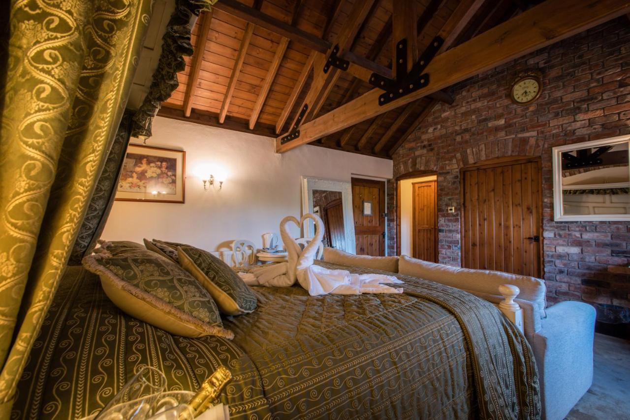 The Royal Arms Hotel Sutton Cheney Exteriér fotografie